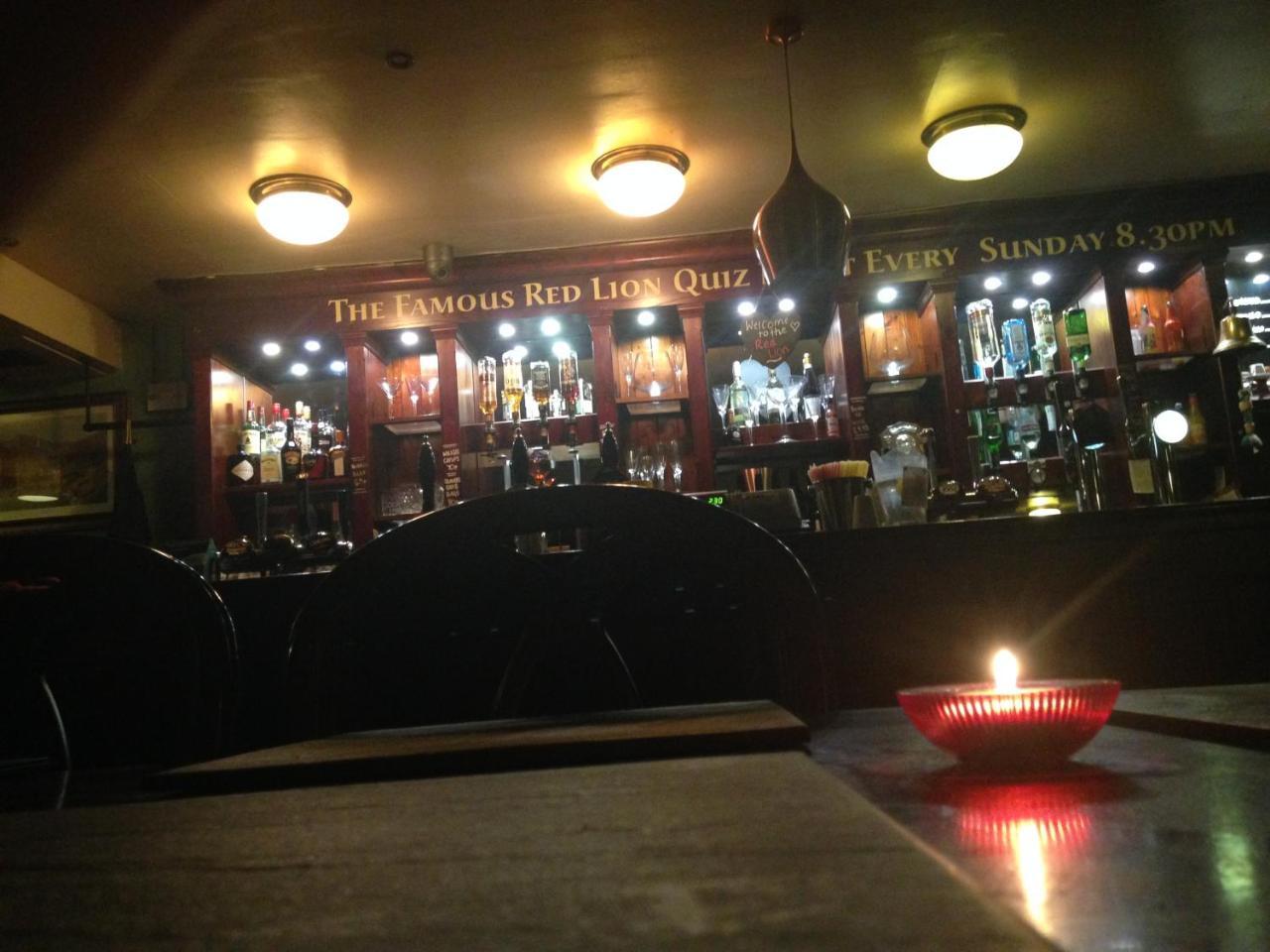 Red Lion Coaching Inn เอลส์เมียร์ ภายนอก รูปภาพ